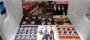 CD BOX SET THE BEATLES CD SINGLES COLLECTION Good